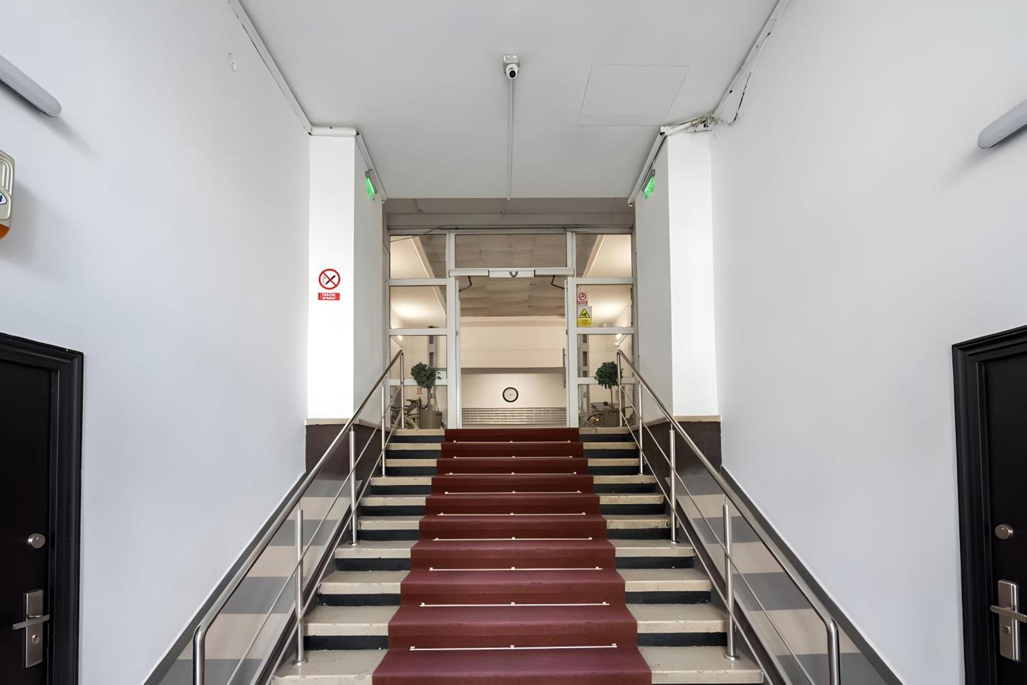 2bdr Spacious And Comfy Flat With Amazing Views - Landmark & Apartament *